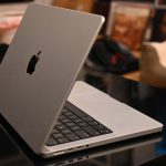 Apple Laptop